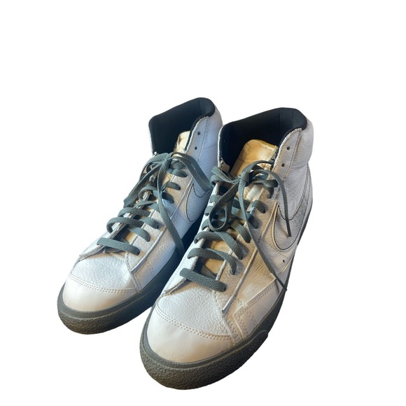 Nike Blazer Classics - Picture 1 of 12